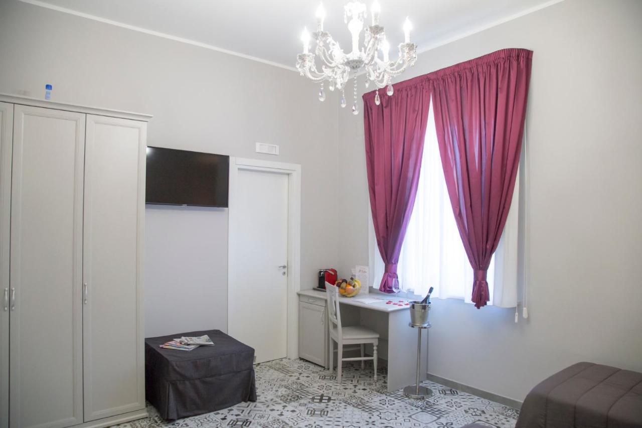 Il Teatro B&B マリーナ・ディ・ジョイオーザ・イオーニカ エクステリア 写真